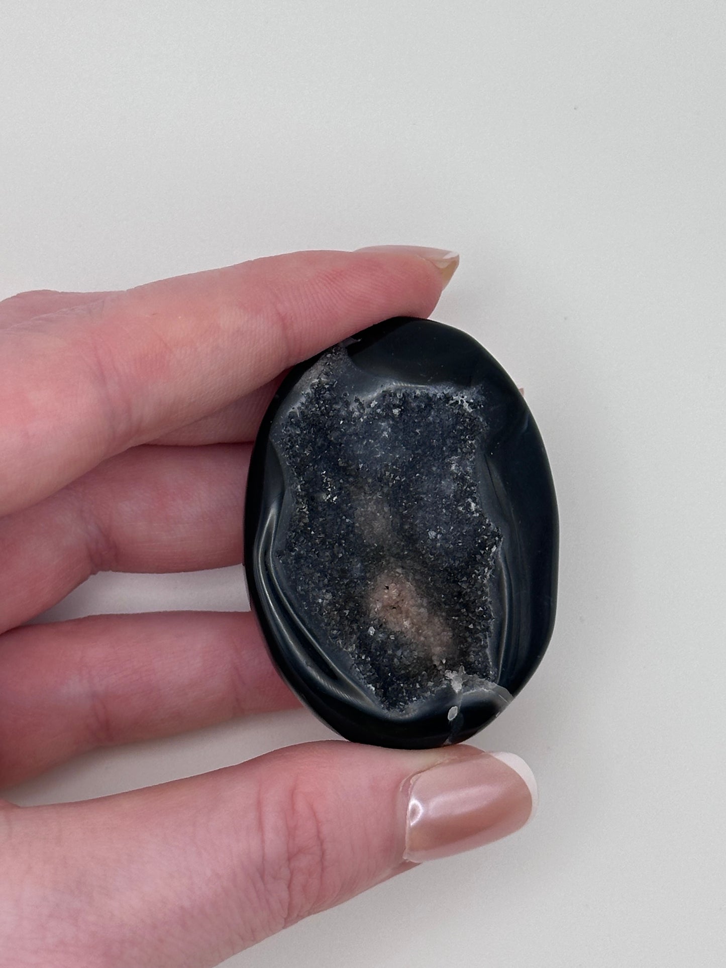 Black Onyx Druzy Palmstone - F