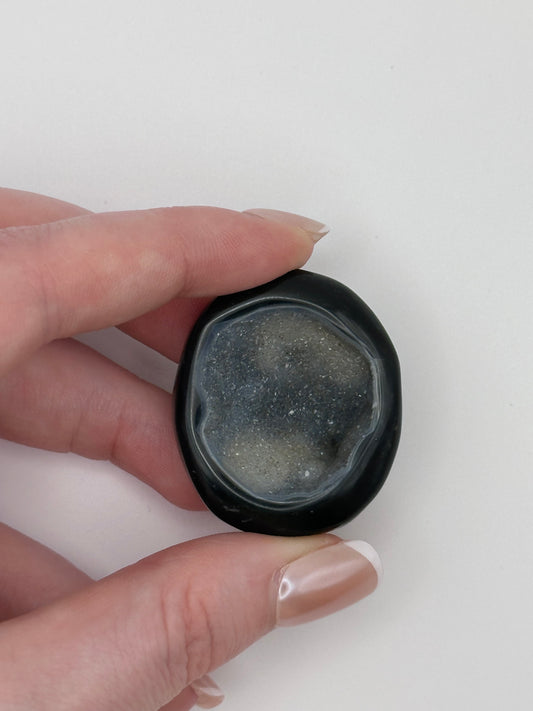 Black Onyx Druzy Palmstone - S
