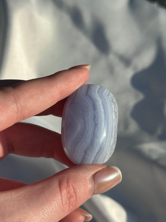 Blue Lace Agate Palm - G