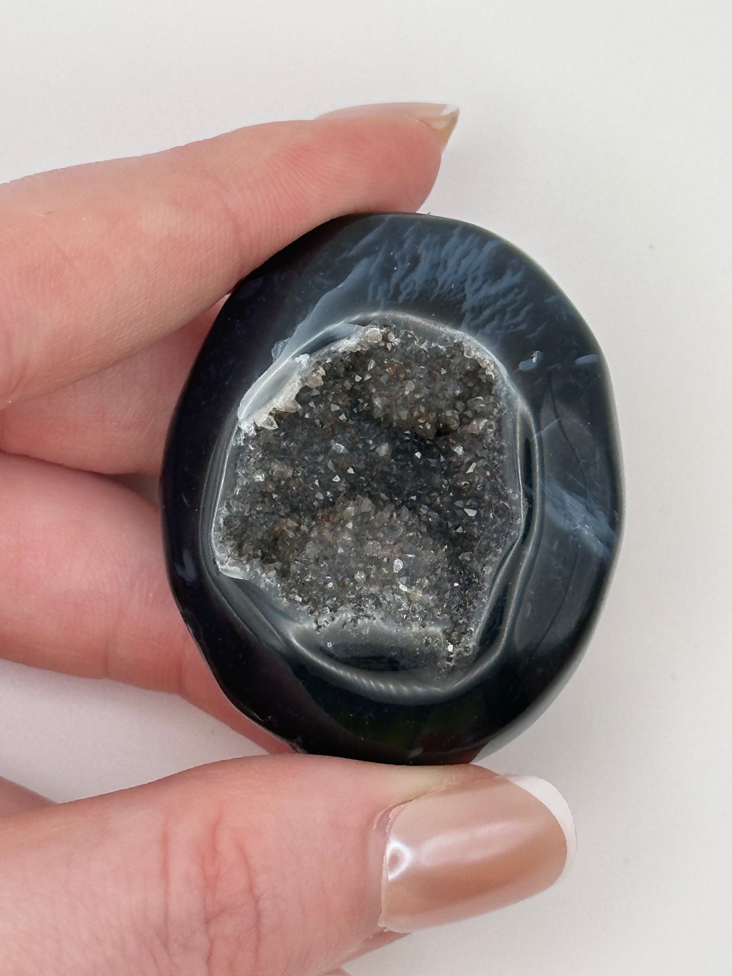 Black Onyx Druzy Palmstone - H
